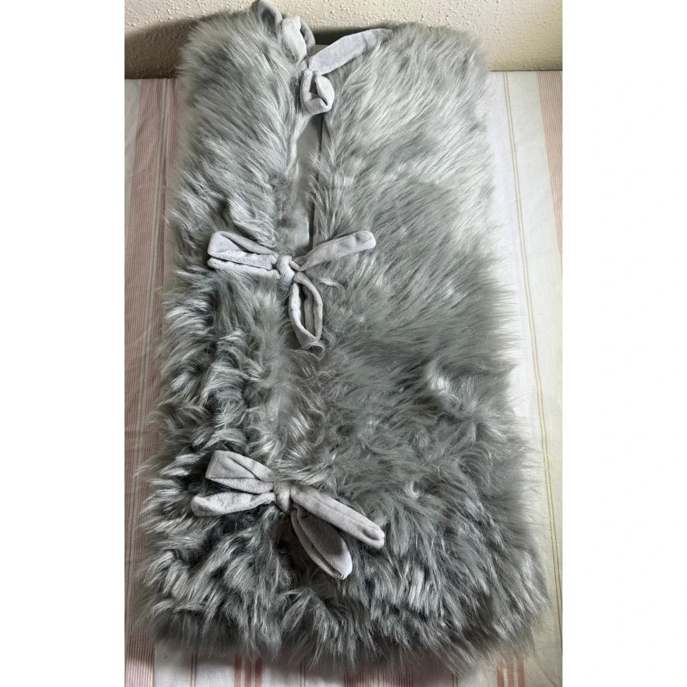 Wondershop Target Grey Faux Fur Christmas Tree Skirt 48 Inch Shaggy Grey